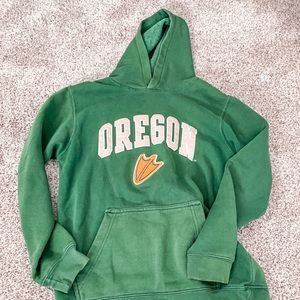 adorable oregon sweatshirt!